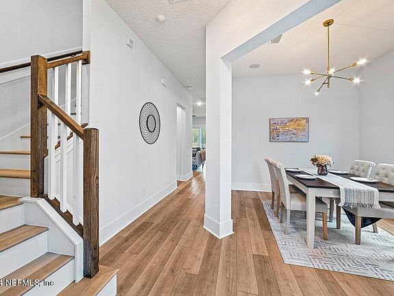 5th image of 320 SETTLERS LANDING Drive