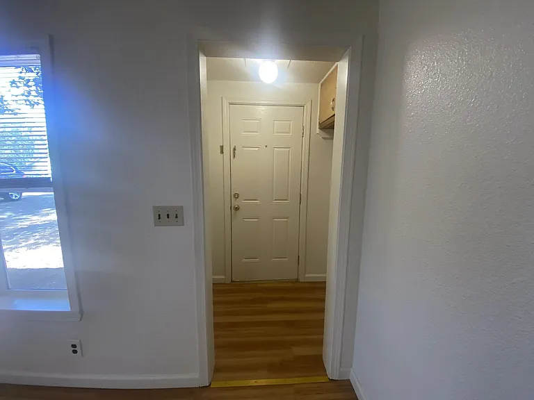 310 SE Gregory Dr — Photo 19