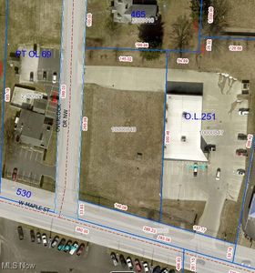 715 W Maple St, Hartville, OH, 44632