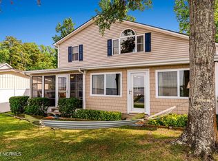 572 Driftwood Dr, Blounts Creek, NC 27814