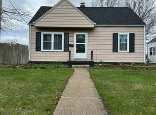 734 E College St, Alliance, OH 44601