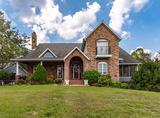 1169 Creekside Rd, Chestnutridge, MO 65630