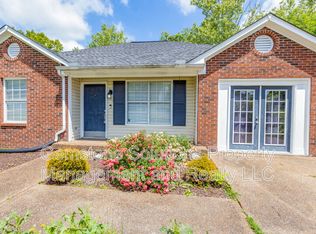 1111 Cedarhill Ct, Mount Juliet, TN 37122