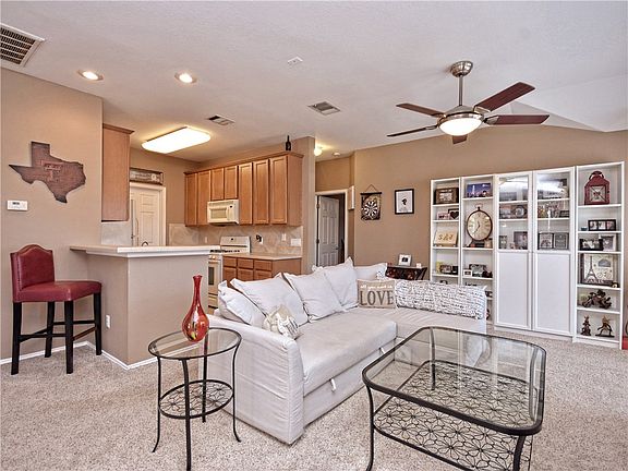 4th image of 16100 Great Oaks Dr #2601