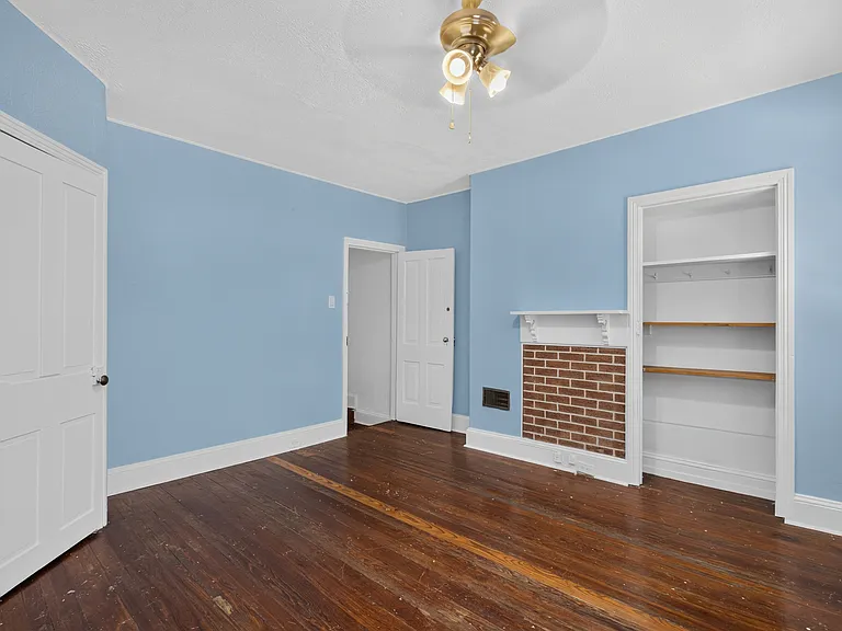 4051 Ludlow St — Photo 12