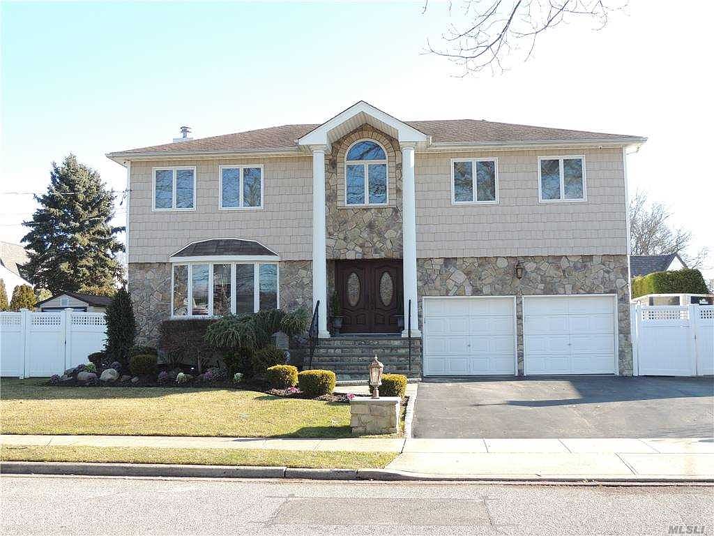 2169 Willow Street, Wantagh, NY 11793 Zillow