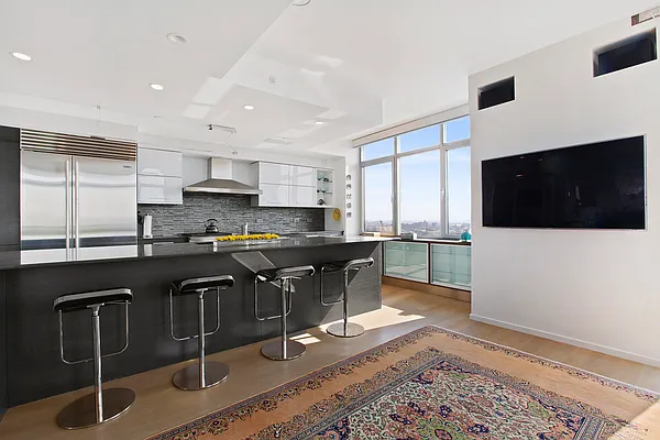 Kitchen, photo 2