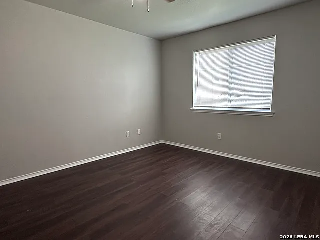3042 Pine Valley Dr — Photo 6