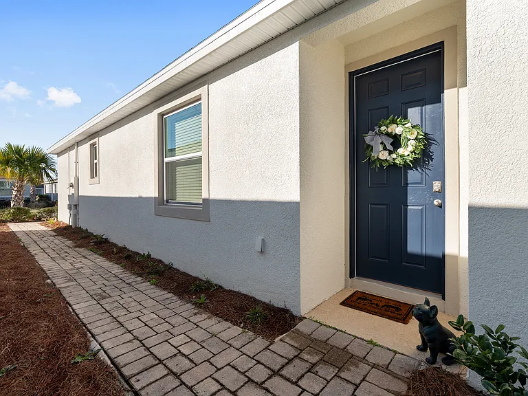 5293 NW 48th Pl — Photo 3