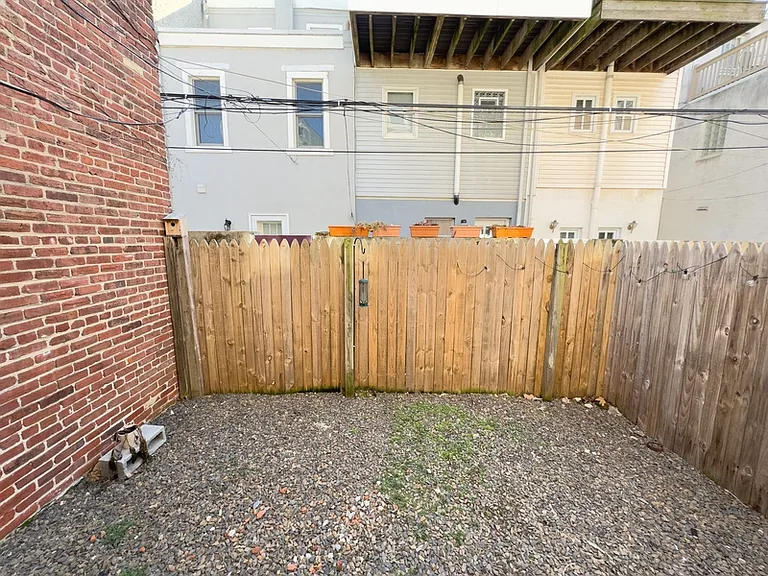 1832-34 Callowhill St #A — Photo 22