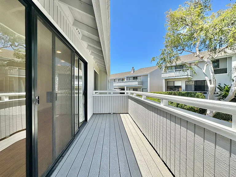 9 Serena Ct — Photo 23