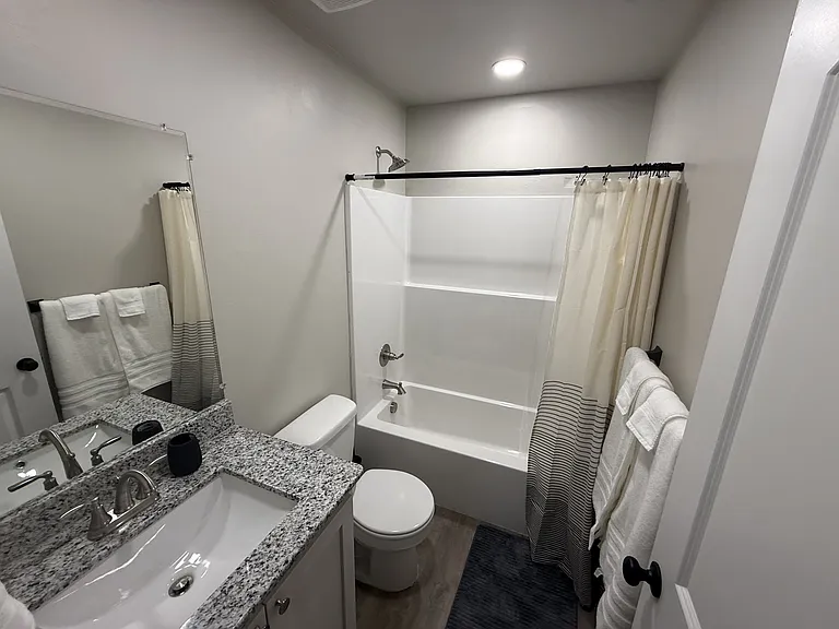 228 N Johnston St #1 — Photo 10
