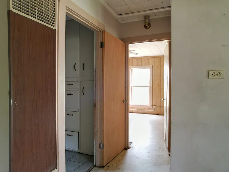 194 W Ouachita #54 — Photo 26