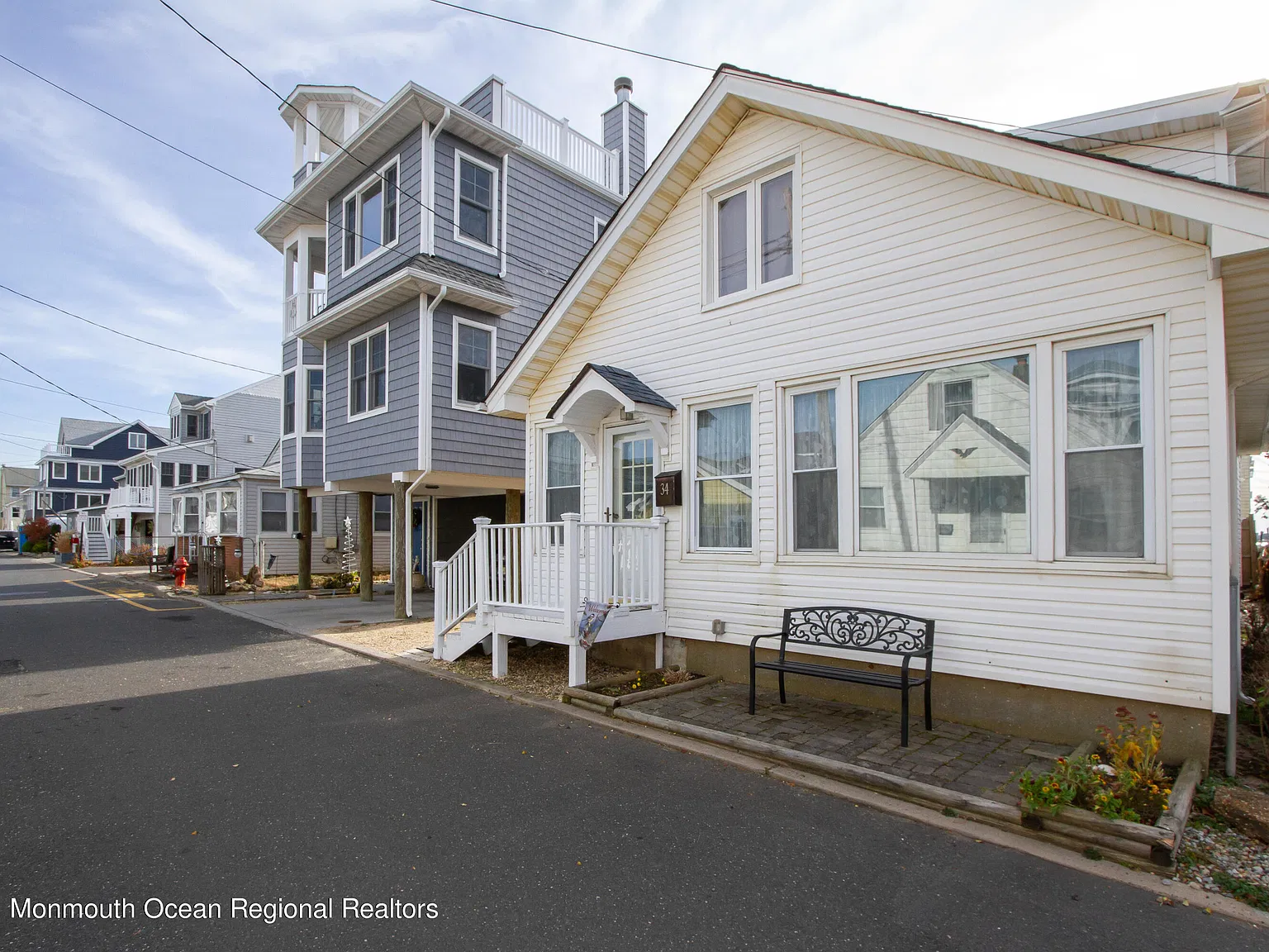 3 bed, $2,800 — Photo 1