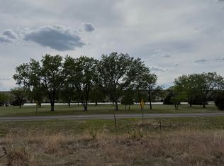 2 Clary E, Keystone, NE 69144