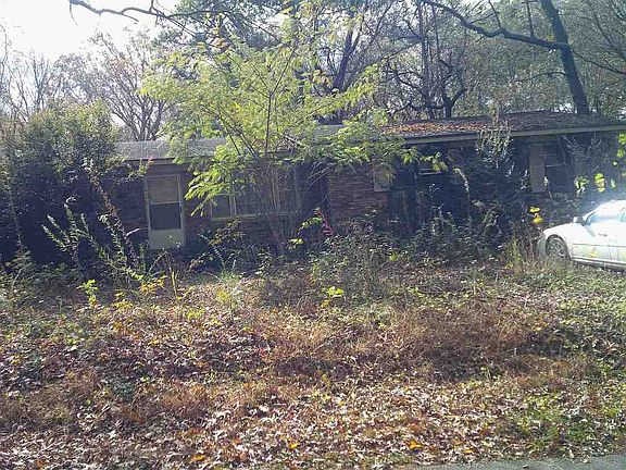 2nd image of 745 Sam Gibbs Rd