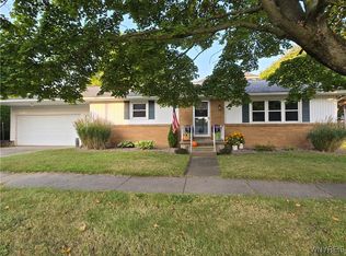 101 Chipman Pl, North Tonawanda, NY 14120