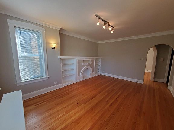 4th image of 5752 N Campbell Ave