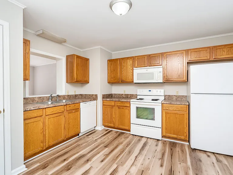 79 Woodlee Rd #3 — Photo 3