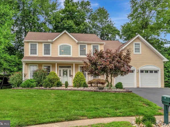 5 Black Willow Ct, Wilmington, DE 19808
