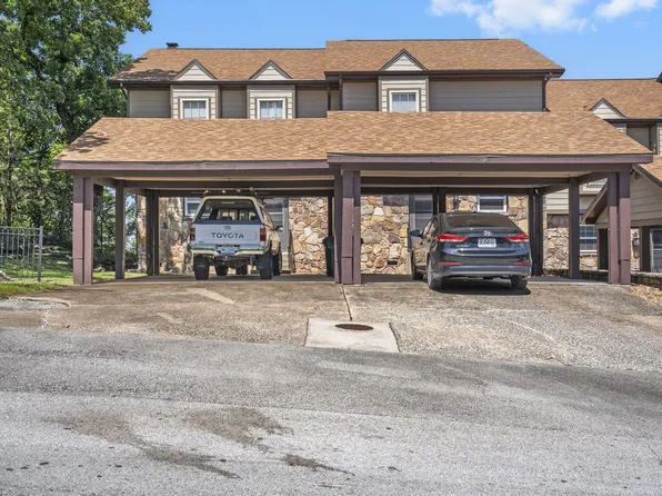 875 Knox Avenue #2, Hollister, MO 65672