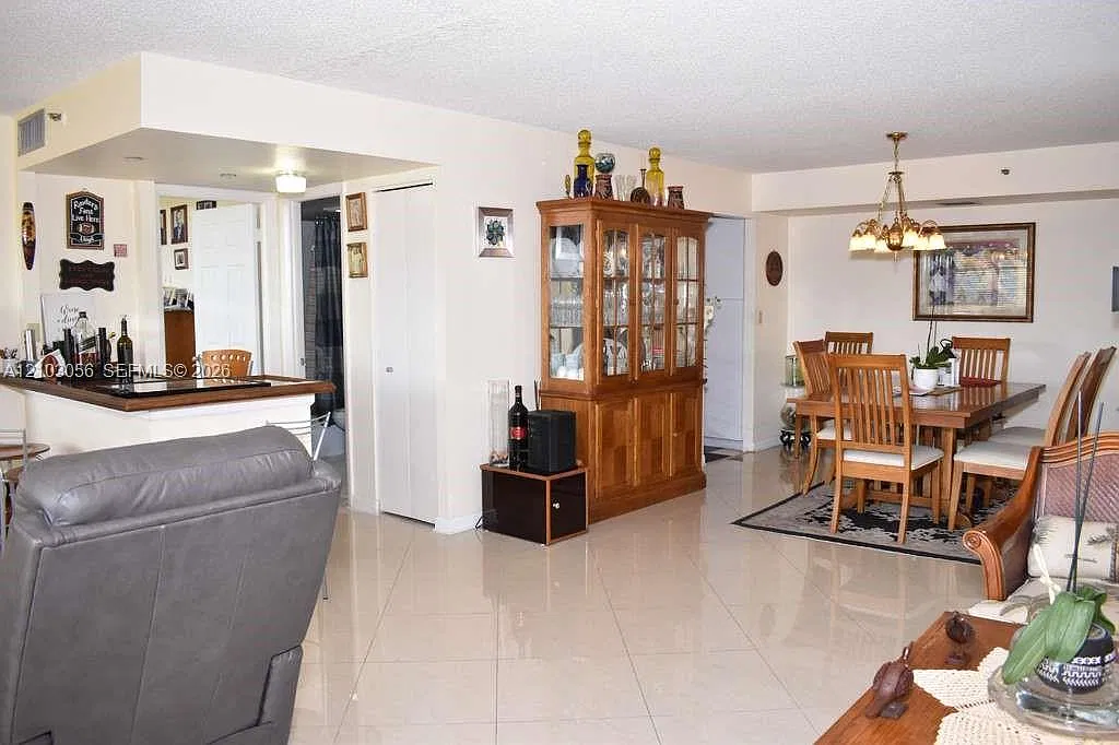 Park Place Condominium No — Photo 3