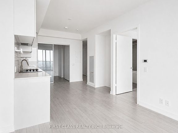 5th image of 5 Buttermill Ave #6005