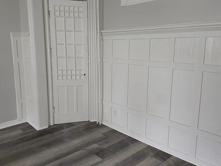 111 S Lake Ave #2 — Photo 3
