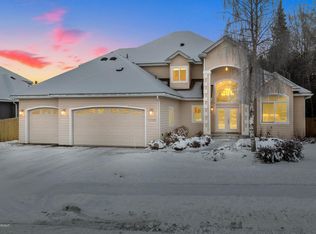 11129 Bayshore Dr, Anchorage, AK 99515
