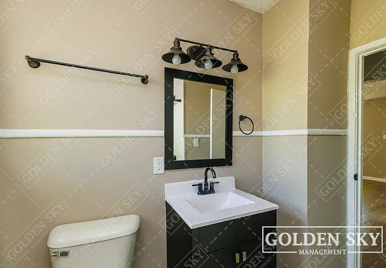 5161 Primrose Ave — Photo 7