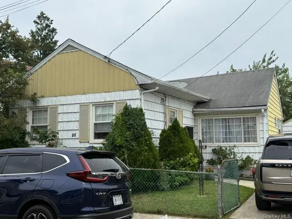 80 Biltmore Avenue, Elmont, NY 11003