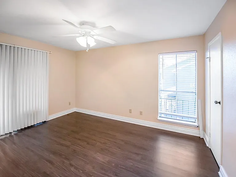 18511 Egret Bay Blvd #614 — Photo 6