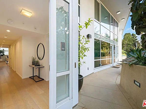 1705 Ocean Ave Unit 107, Santa Monica, CA 90401