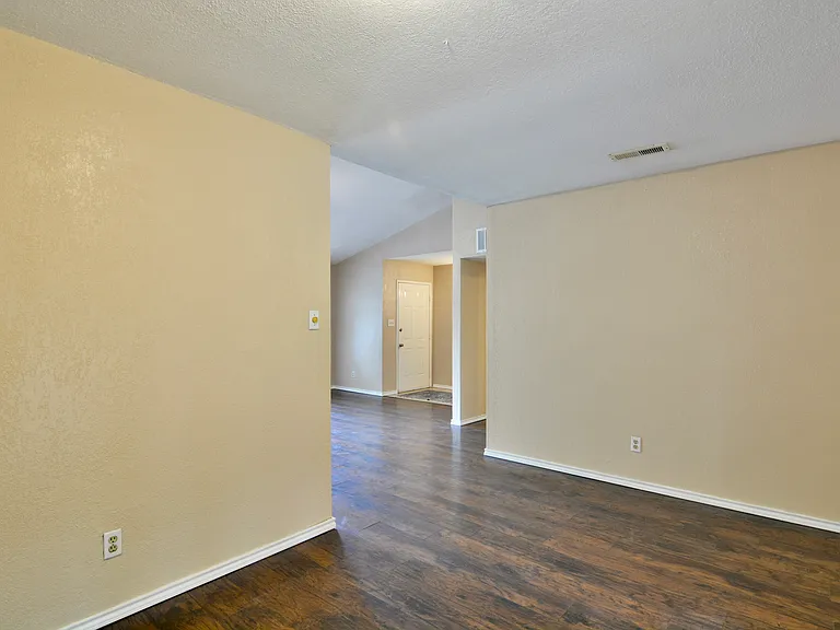 4133 Silverberry Ave — Photo 15