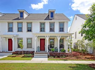157 Great Lawn Dr, Summerville, SC 29486