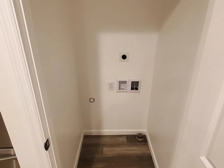 206 E Union St — Photo 17