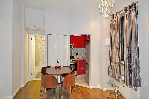 Sold by Douglas Elliman | media 14