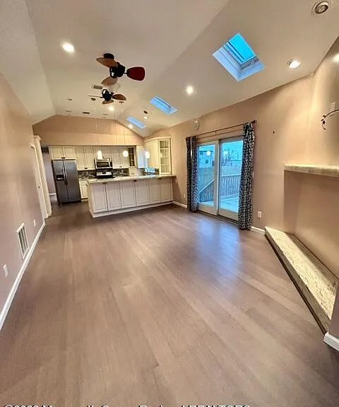 403 Cedar Ave — Photo 9