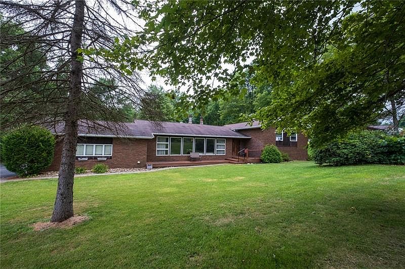 212 Ridgeway Dr, Baden, PA 15005 Zillow