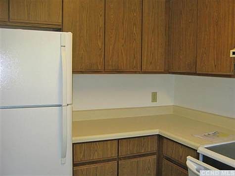 4th image of 6 Parkview Ct