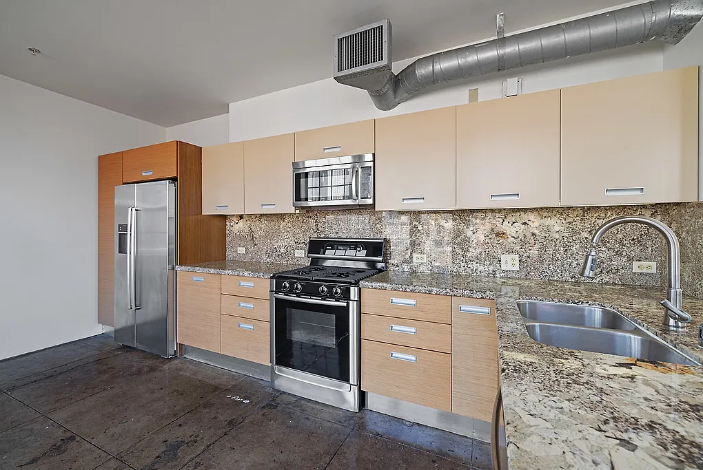 Santee Court — Photo 4