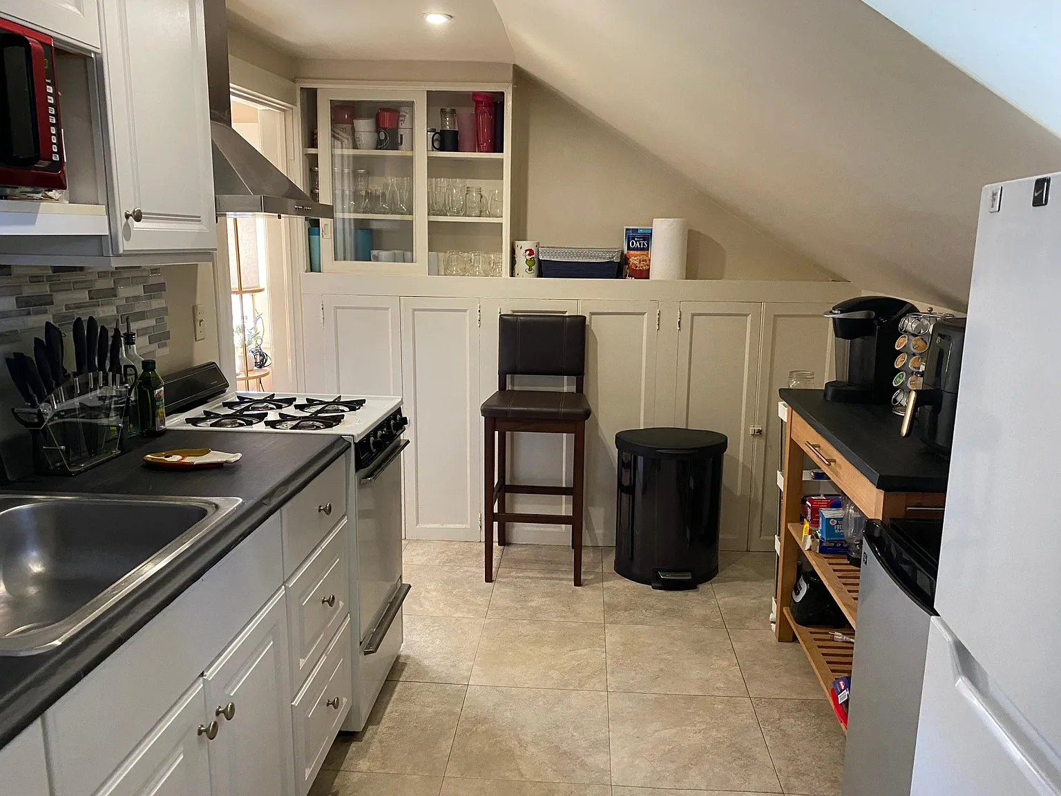 1 bed, 750 sqft, $1,850 — Photo 3