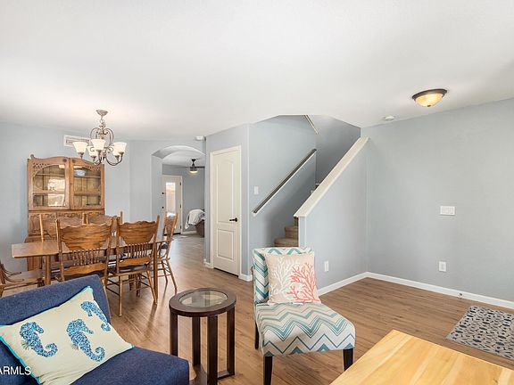 3rd image of 43681 W Wade Dr