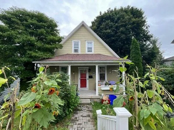 934 Oak St, Scranton, PA 18508