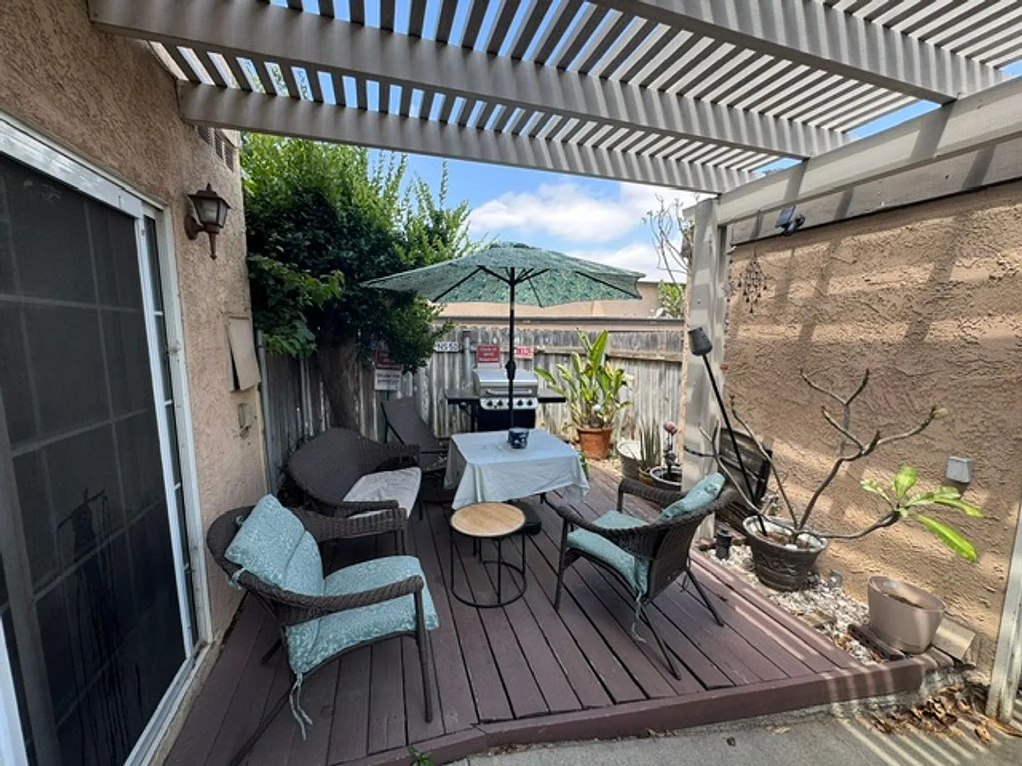 Don't miss this opportunity to live in one of Riverside's most convenient locations near the Gall... — Photo 3