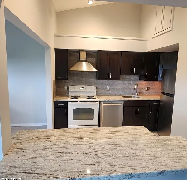 18 Ridgedale Dr — Photo 8