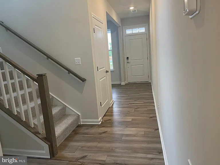 11 Forest Grove Ave #258 — Photo 5