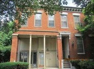 1300 S 10th St, Saint Louis, MO 63104