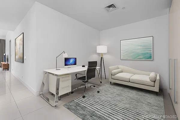 Rented by SERHANT. | media 7