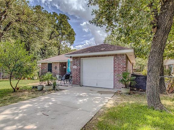 2nd image of 10424 Checota Dr